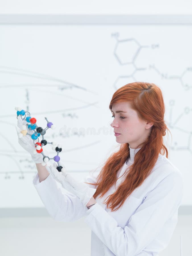 Moleculaire de structuuranalyse van het chemielaboratorium royalty-vrije stock foto Moleculaire de structuuranalyse van het chemielaboratorium royalty-vrije stock foto