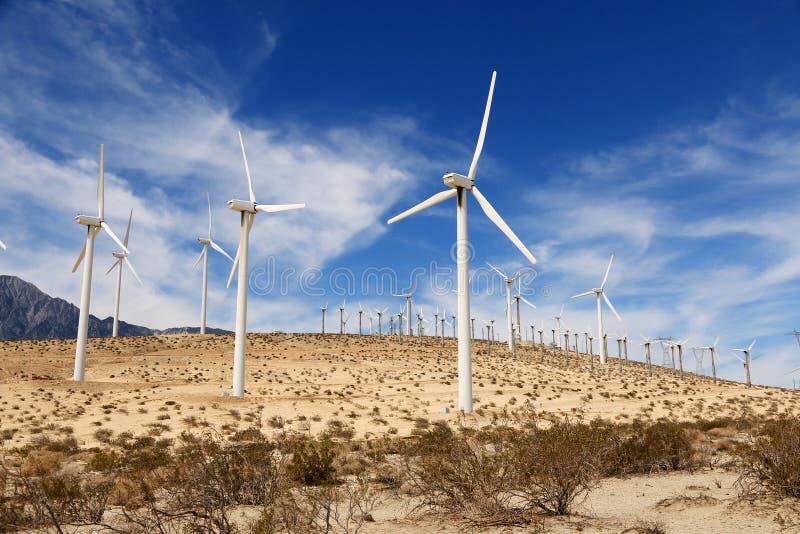 Molinoes de viento en el Palm Springs, California, los E.E.U.U. foto de archivo libre de regalías Molinoes de viento en el Palm Springs, California, los E.E.U.U. foto de archivo libre de regalías
