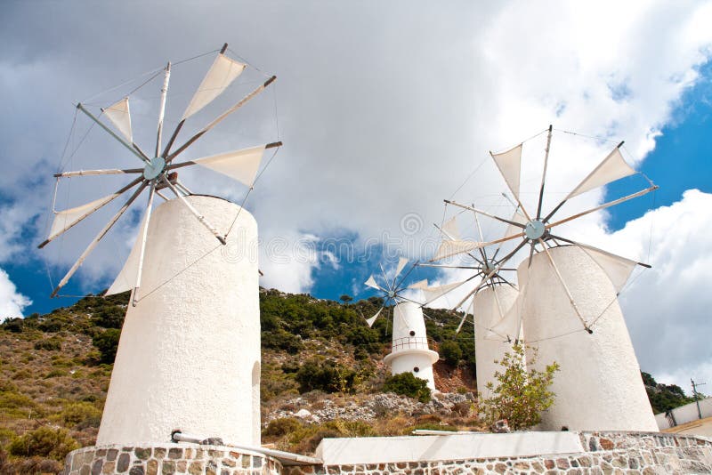 Molinoes de viento en la meseta de Lasithi, Creta Grecia