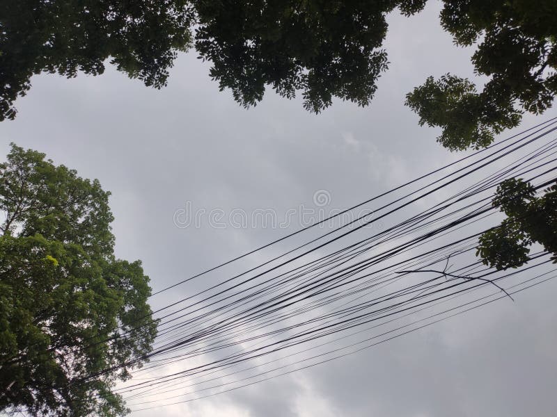 Moln faller regn arkivbilder