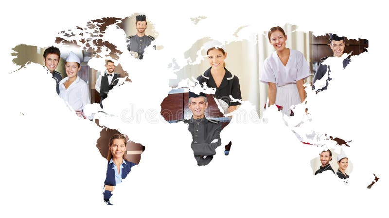 Molta gente sorridente di servizio sulla mappa di mondo fotografia stock libera da diritti Molta gente sorridente di servizio sulla mappa di mondo fotografia stock libera da diritti