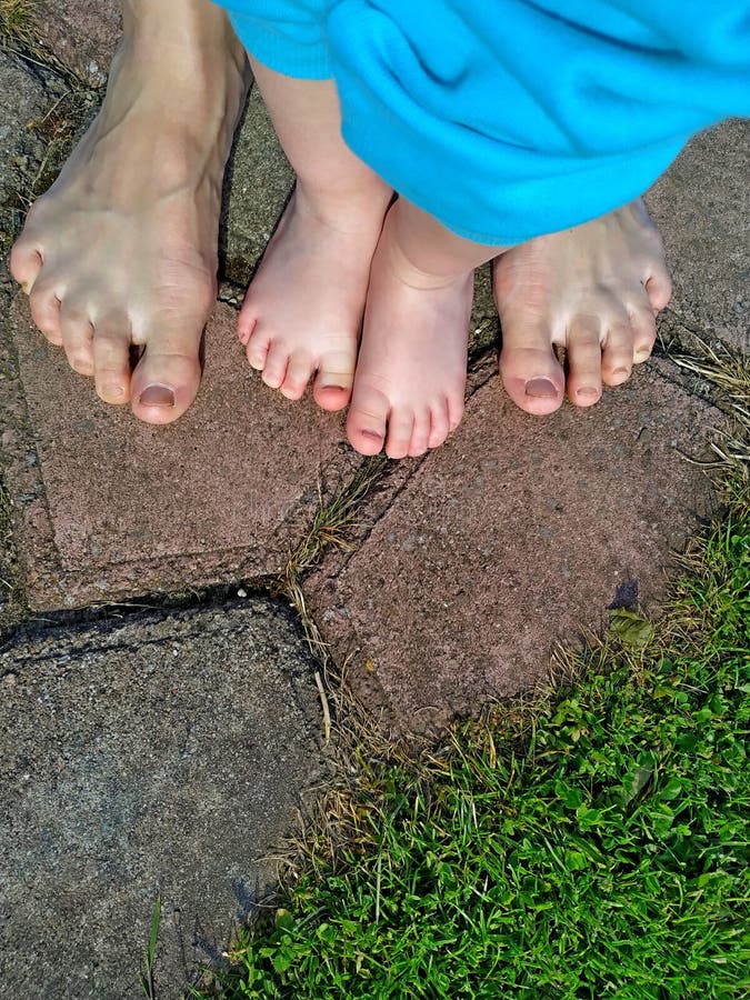 Moms Naked Feet