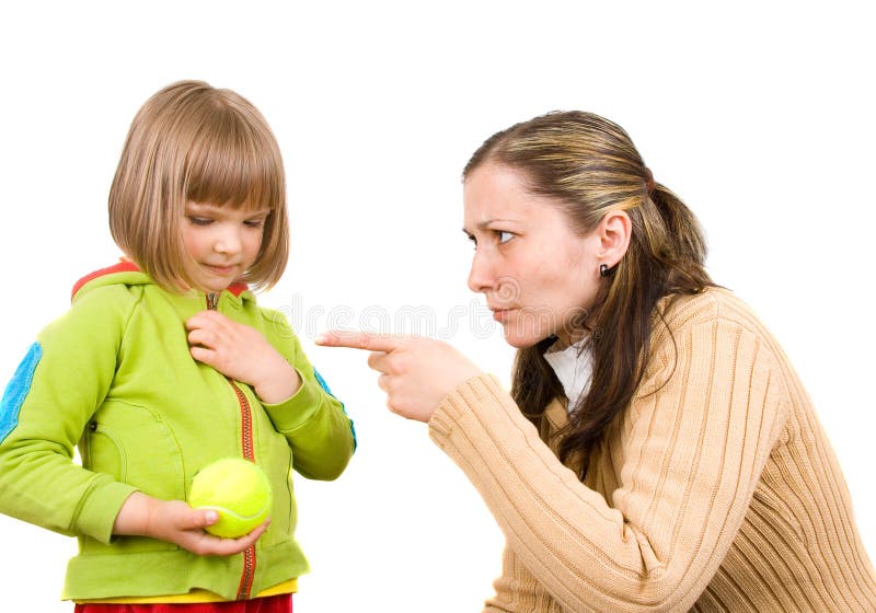 Mamma e figlia isolato su bianco.