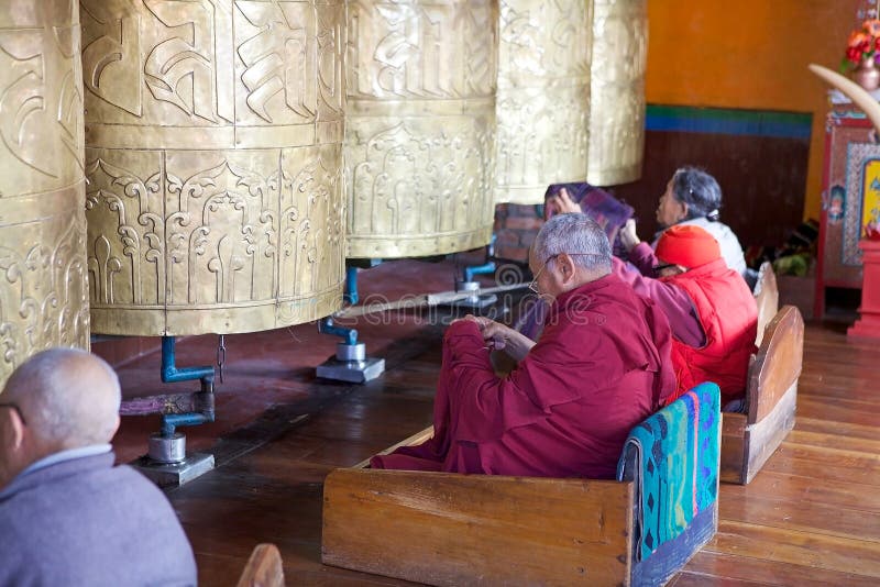 Monaco buddista a Dali Monastery, Darjeeling, India fotografie stock libere da diritti Monaco buddista a Dali Monastery, Darjeeling, India fotografie stock libere da diritti