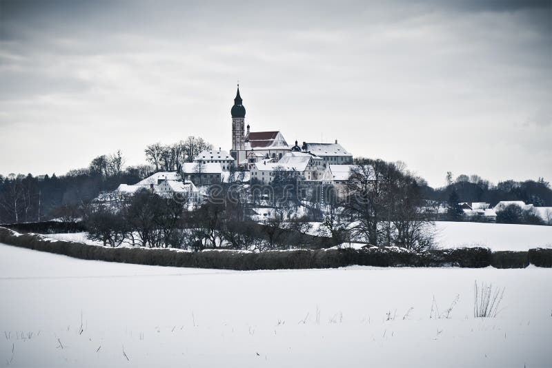 Monastère d'Andechs en paysage de l'hiver photo stock Monastère d'Andechs en paysage de l'hiver photo stock