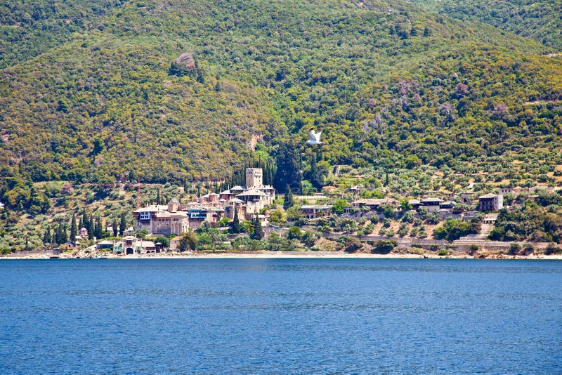 Monastério de Dochiariou em Monte Athos, Agion Oros, Grécia foto de stock Monastério de Dochiariou em Monte Athos, Agion Oros, Grécia foto de stock