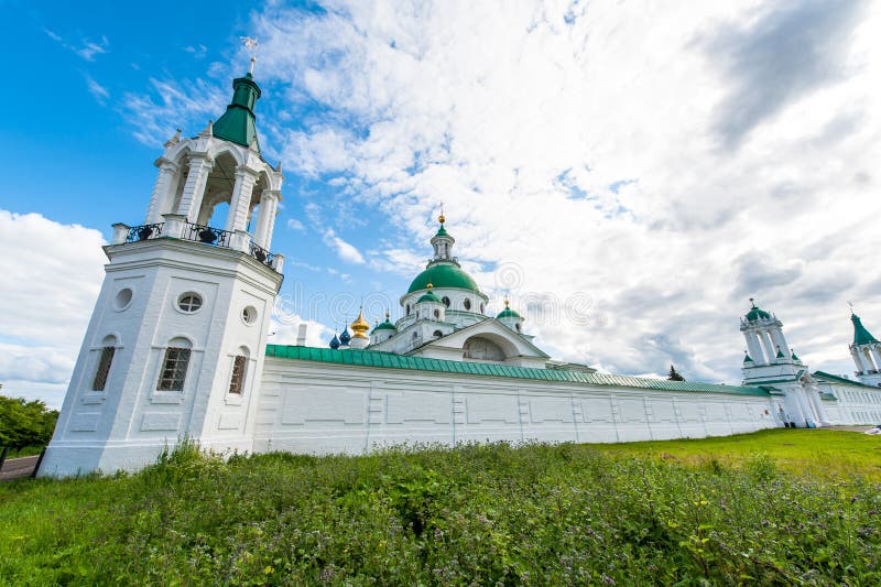 Mosteiro Spasso-Yakovlevsky imagem de stock royalty free