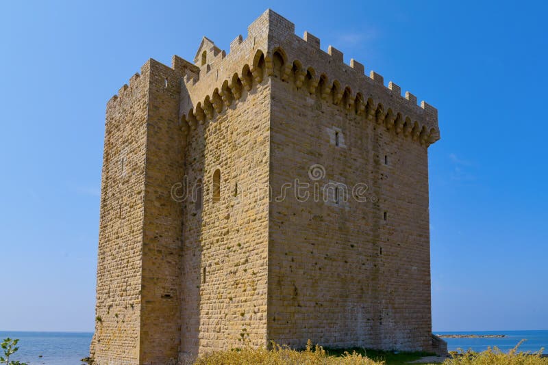 Monastério fortificado da abadia de Lerins, França imagens de stock royalty free Monastério fortificado da abadia de Lerins, França imagens de stock royalty free