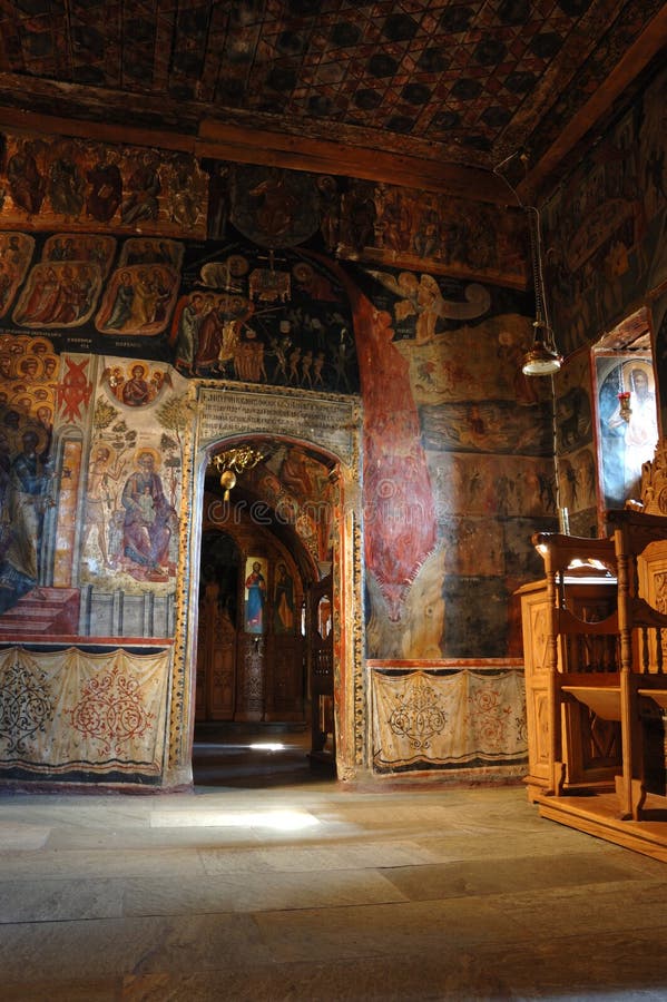Monastério interno de Nikolaos dos ágios, Meteora, Greece Monastério interno de Nikolaos dos ágios, Meteora, Greece