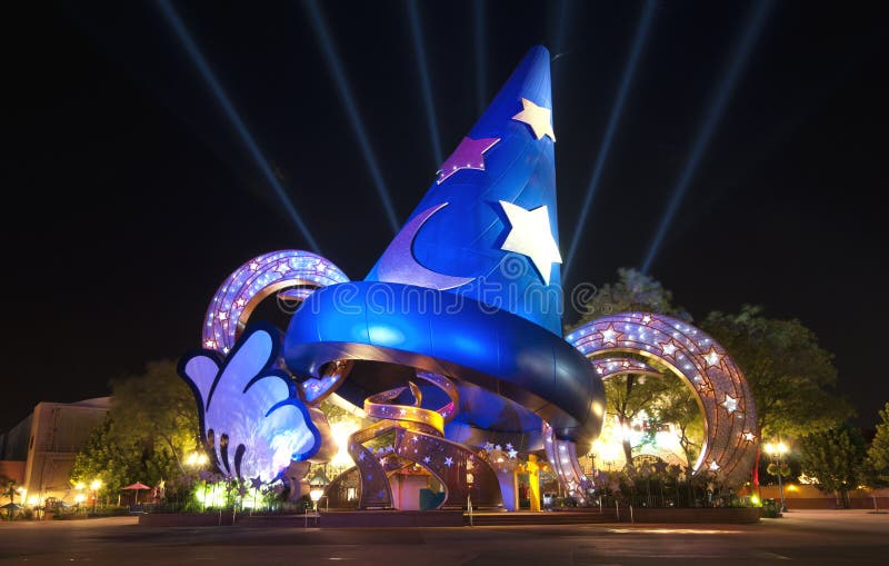 Sorcerer's Hat at Disney's Hollywood Studios, Walt Disney World, Florida, 4th October 2010. Approximately 46 million people visit the Walt Disney World Resort annually. Sorcerer's Hat at Disney's Hollywood Studios, Walt Disney World, Florida, 4th October 2010. Approximately 46 million people visit the Walt Disney World Resort annually.