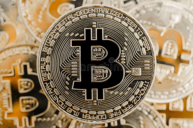 Moneta di oro di Bitcoin Concetto di Cryptocurrency fotografie stock Moneta di oro di Bitcoin Concetto di Cryptocurrency fotografie stock