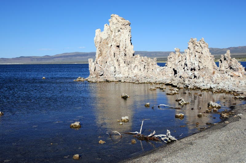 Mono lake