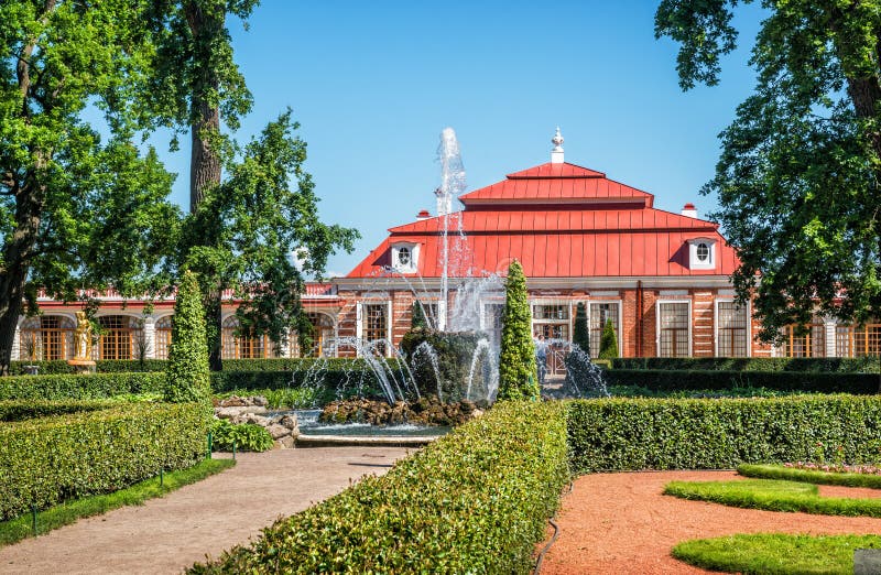Monplaisir Palast Peterhof, St Petersburg, Russland stockfoto Monplaisir Palast Peterhof, St Petersburg, Russland stockfoto
