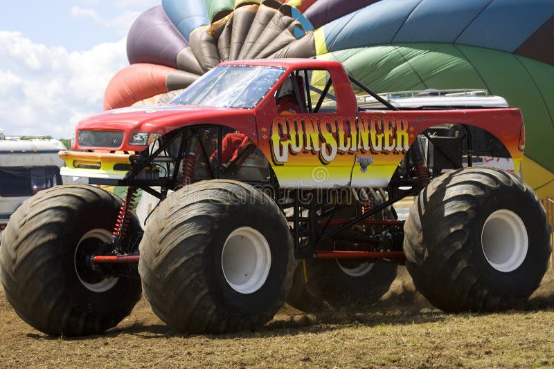 2,791 Monster Truck Stock Photos - Free & Royalty-Free Stock Photos from  Dreamstime