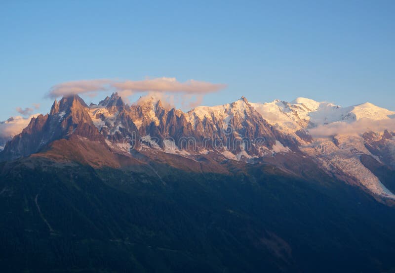 Mont Blanc bij zonsondergang stock foto's Mont Blanc bij zonsondergang stock foto's