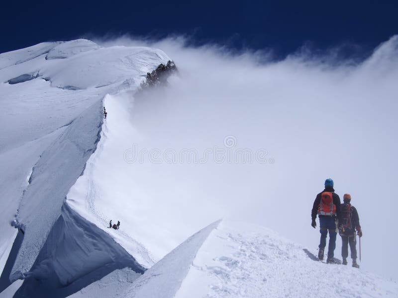 Mont Blanc de escalada em france fotos de stock Mont Blanc de escalada em france fotos de stock