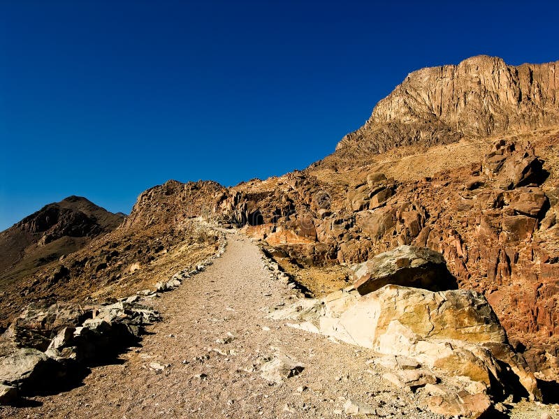Mont Sinaï, Egypte photo stock. Image du piste, pierres 22336732