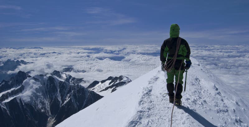 montagne de blanc de mont - dessus des alpes photo stock montagne de blanc de mont - dessus des alpes photo stock