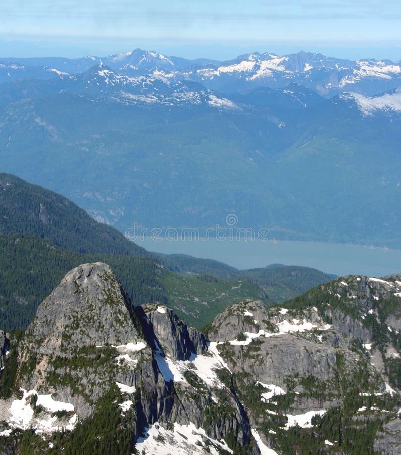 Montagne Rocciose canadesi, Canada fotografia stock libera da diritti Montagne Rocciose canadesi, Canada fotografia stock libera da diritti