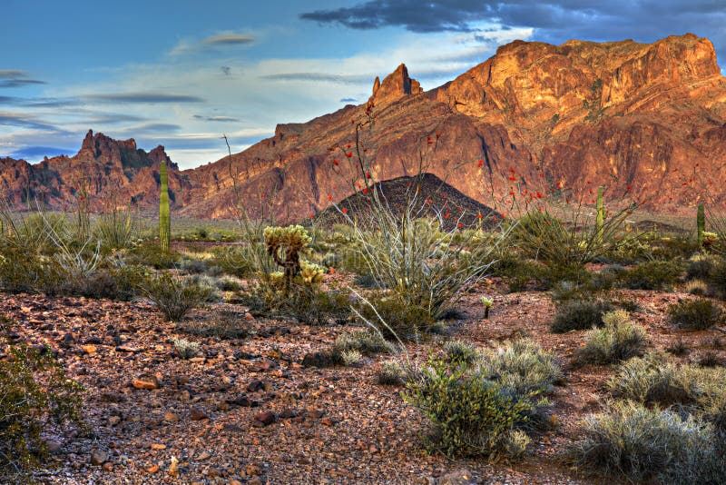 Montagnes de Kofa image stock Montagnes de Kofa image stock