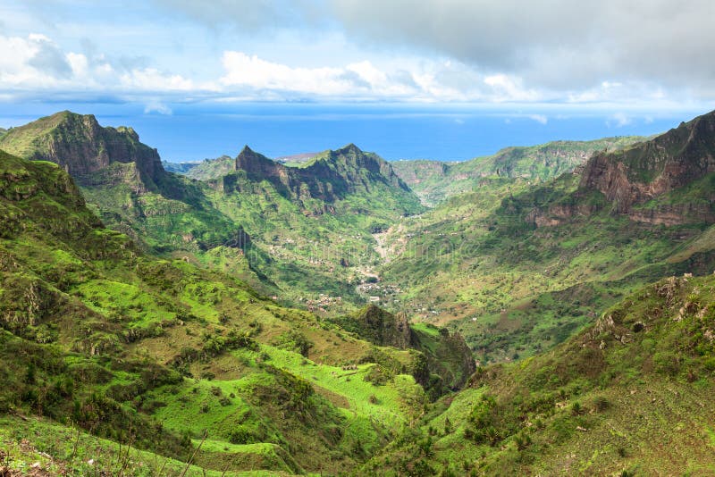Montagnes de Serra Malagueta en Santiago Island Cape Verde - Cabo V