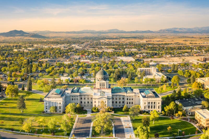 Montana State Capitol, à Helena, un après-midi ensoleillé et brumeuse
