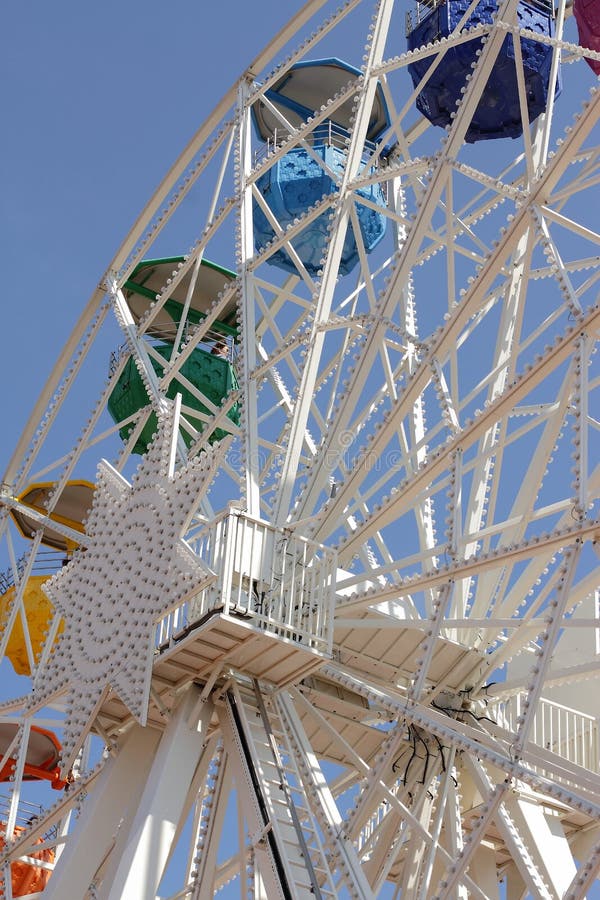 Montanha de Tibidabo foto de stock Montanha de Tibidabo foto de stock