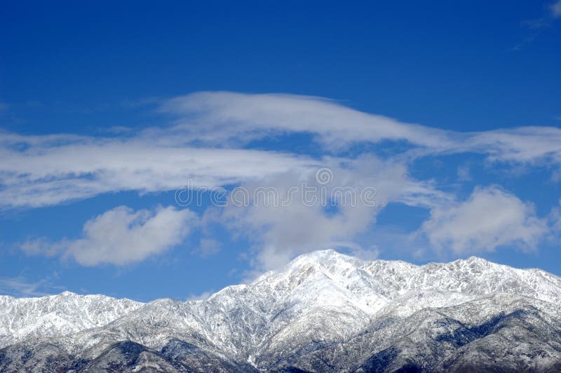 Montaña Nevado imagenes de archivo