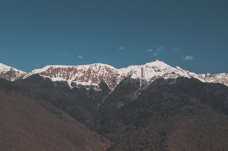Montañas de invierno de Krasnaya Polyana imágenes de archivo libres de regalías