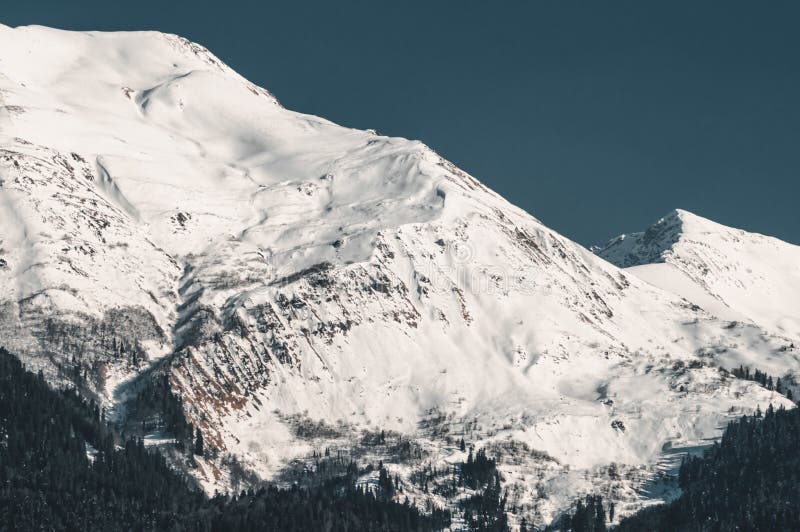 Montañas de invierno de Krasnaya Polyana foto de archivo libre de regalías