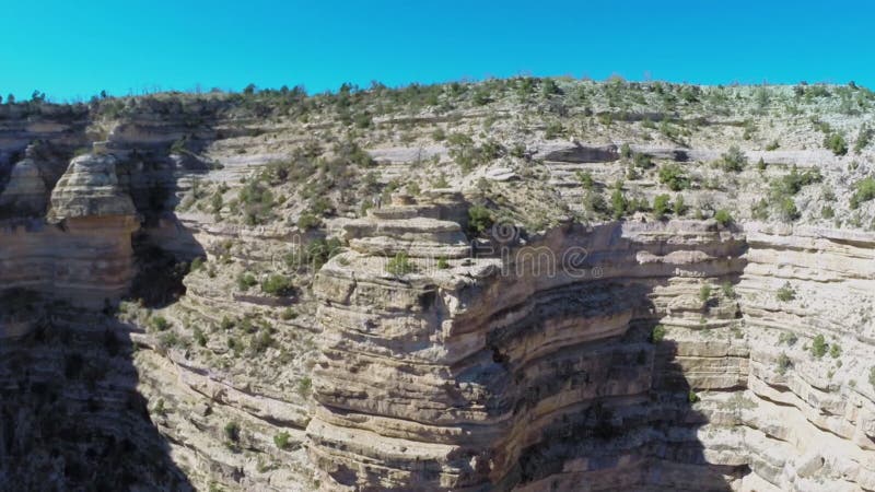 Montañas rocosas en el parque nacional del gran cañón en metrajes