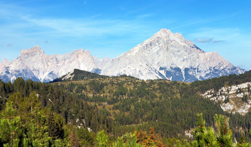 Monte Antelao,南提洛尔,阿尔卑斯白云岩山 图库摄影 Monte Antelao,南提洛尔,阿尔卑斯白云岩山 图库摄影