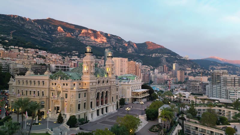 Montecarlo. Aervy av monaco-skylin vid solnedgång