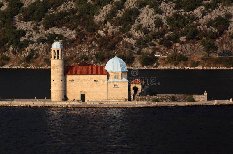 Montenegro, iglesia de? Boka Kotorska? imágenes de archivo libres de regalías