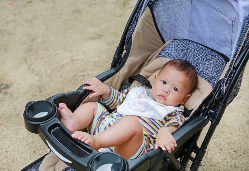 stroller 6 months