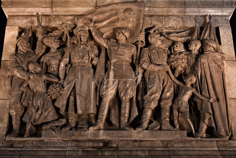 Monument aan Sovjetmilitairen voor overwinning stock afbeeldingen Monument aan Sovjetmilitairen voor overwinning stock afbeeldingen