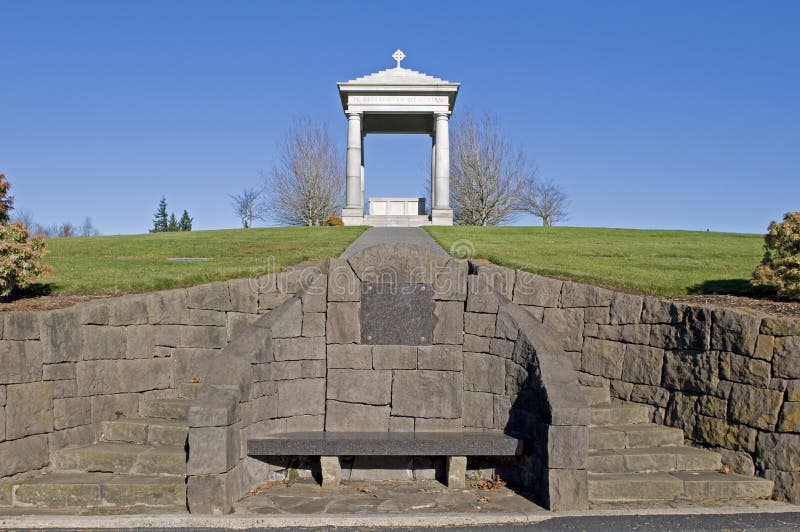 Monument in cemetery stock photo. Image of cemetery, decorative 7853528