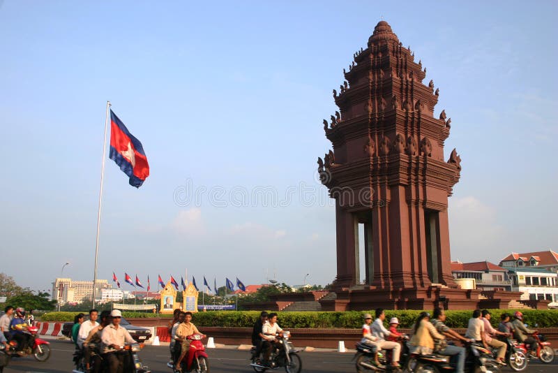 Monument de l'indépendance, Phnom Penh, Cambodge photographie stock Monument de l'indépendance, Phnom Penh, Cambodge photographie stock