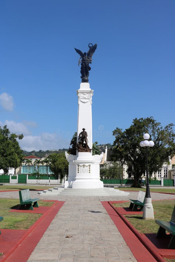 Monument Erinnerungs-Park– zum tapferen, Port-of-Spain, Trinidad und Tobago lizenzfreie stockbilder Monument Erinnerungs-Park– zum tapferen, Port-of-Spain, Trinidad und Tobago lizenzfreie stockbilder
