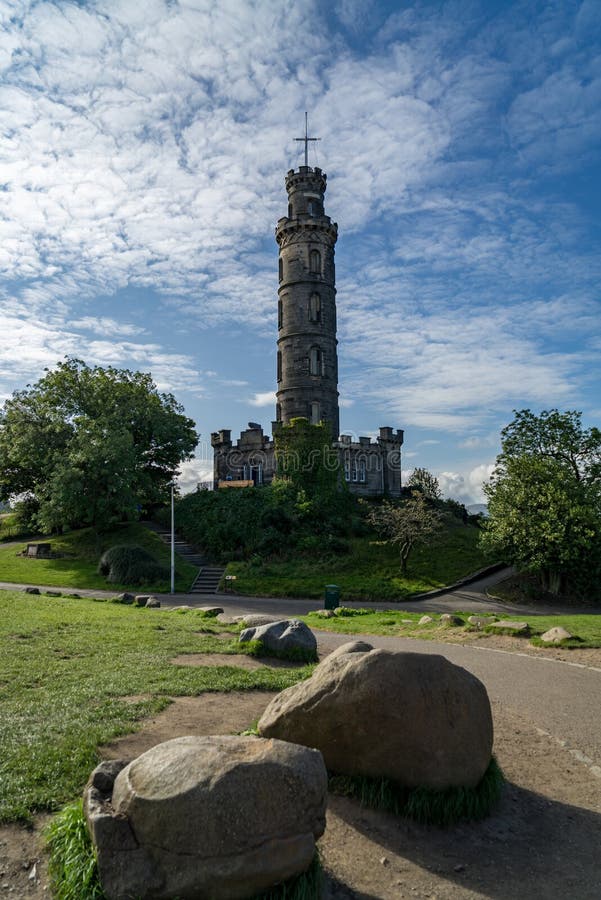 Monument för Nelson ` s på den Calton kullen i Edinburg, Skottland royaltyfria foton Monument för Nelson ` s på den Calton kullen i Edinburg, Skottland royaltyfria foton