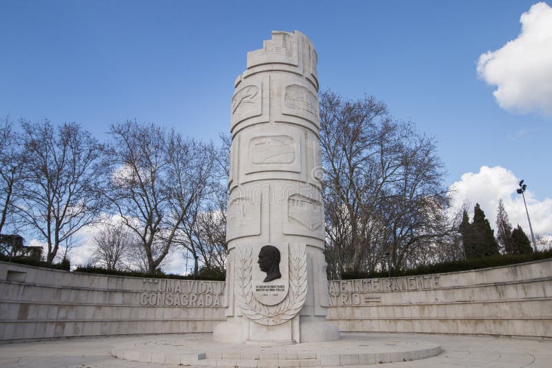 Monument statue on urban park