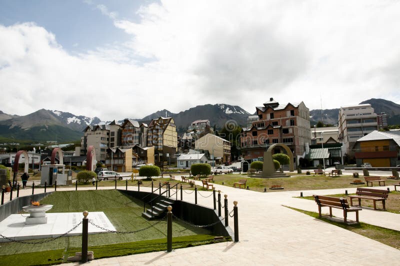 Monument till den Malvinas östriden - Ushuaia - Argentina royaltyfria bilder Monument till den Malvinas östriden - Ushuaia - Argentina royaltyfria bilder