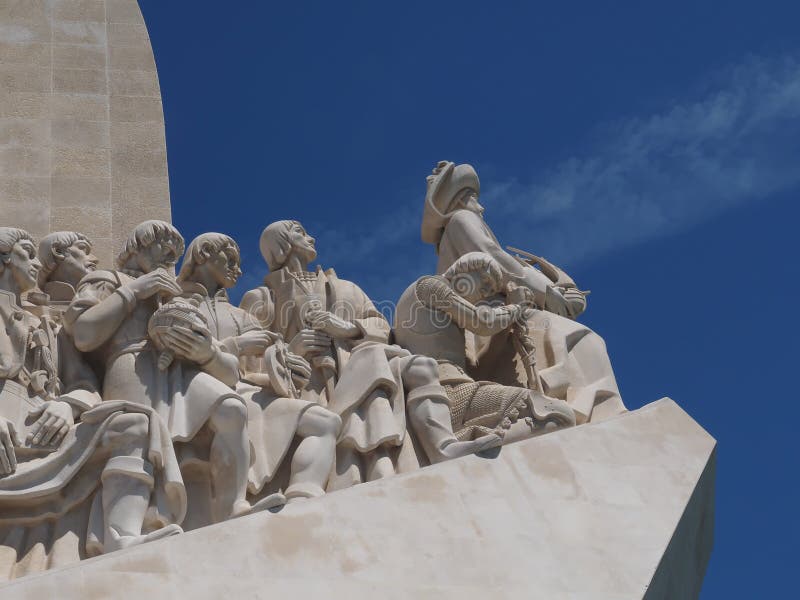 Monument till uppt?ckterna i Lissabon i Portugal royaltyfri bild Monument till uppt?ckterna i Lissabon i Portugal royaltyfri bild