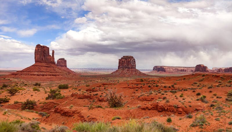 Monument Valley Tribal Park in the Arizona-Utah border, USA