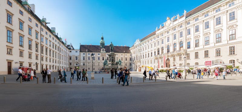 Monument in Viena