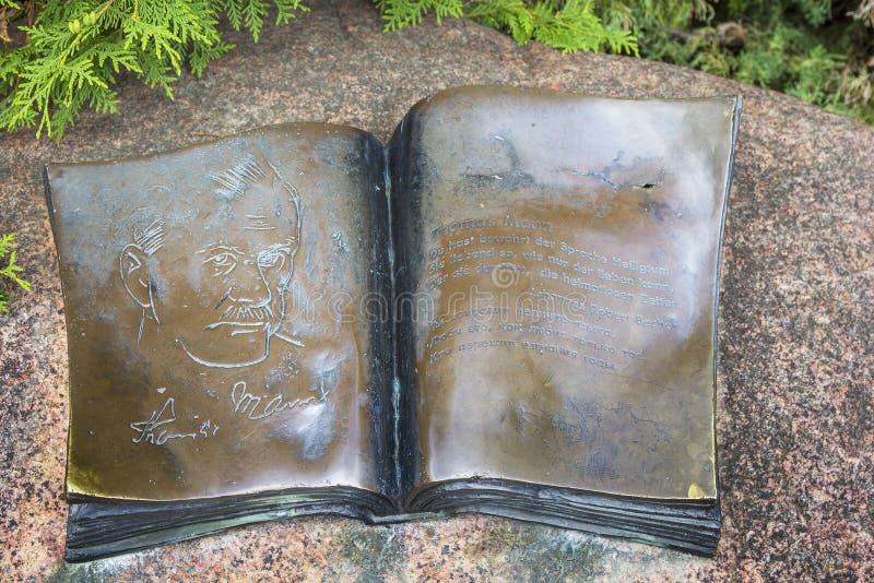 Monument zu Thomas Mann Svetlogorsk, Kaliningrad-Region Russland lizenzfreie stockfotografie Monument zu Thomas Mann Svetlogorsk, Kaliningrad-Region Russland lizenzfreie stockfotografie