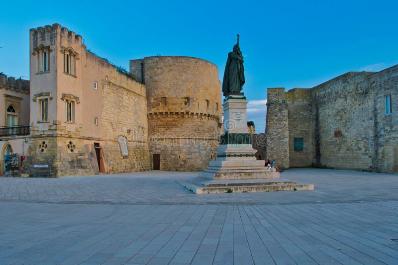 Monumento Agli Eroi E Martiri Del 14 Agosto 1480 Monumento Agli Eroi Ed Ai Martiri Di 1840 in Otranto Salento, Puglia