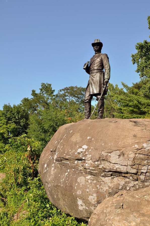 Monumento da guerra civil em pouca parte superior redonda, em Gettysburg, Pensilvânia fotos de stock Monumento da guerra civil em pouca parte superior redonda, em Gettysburg, Pensilvânia fotos de stock