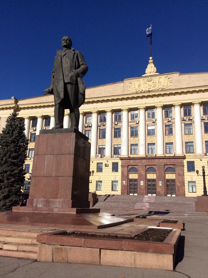 Monumento de Lenin imagem de stock royalty free Monumento de Lenin imagem de stock royalty free