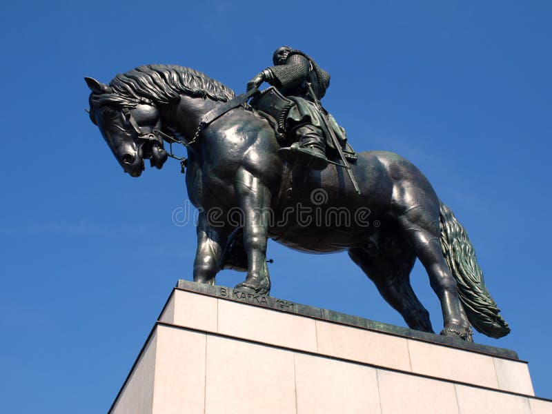 Monumento del cavaliere fotografia stock libera da diritti Monumento del cavaliere fotografia stock libera da diritti